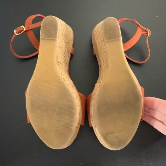 Coconuts by Matisse Orange Cork Wedges size 7 - Picture 7 of 8